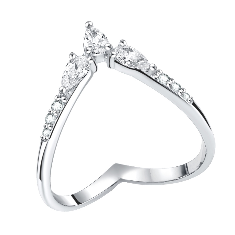 Кольцо из серебра с фианитами